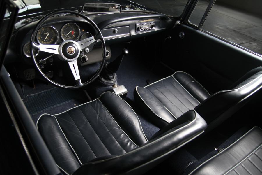 Торпедо Alfa Romeo 2600 Spider (106) 1962 года  (фото 23 из 39)